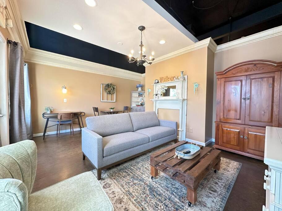 Haven At Hazel~Downtown Loft Apartment Demorest Exterior photo