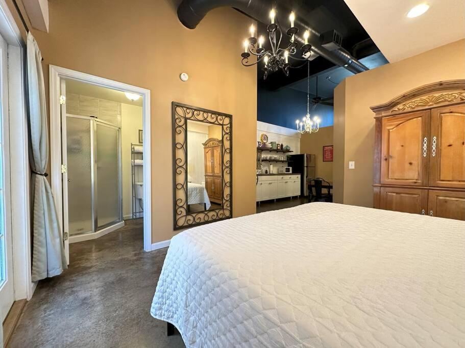 Haven At Hazel~Downtown Loft Apartment Demorest Exterior photo