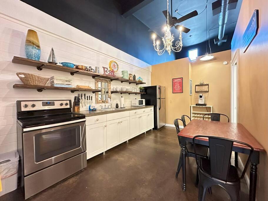 Haven At Hazel~Downtown Loft Apartment Demorest Exterior photo